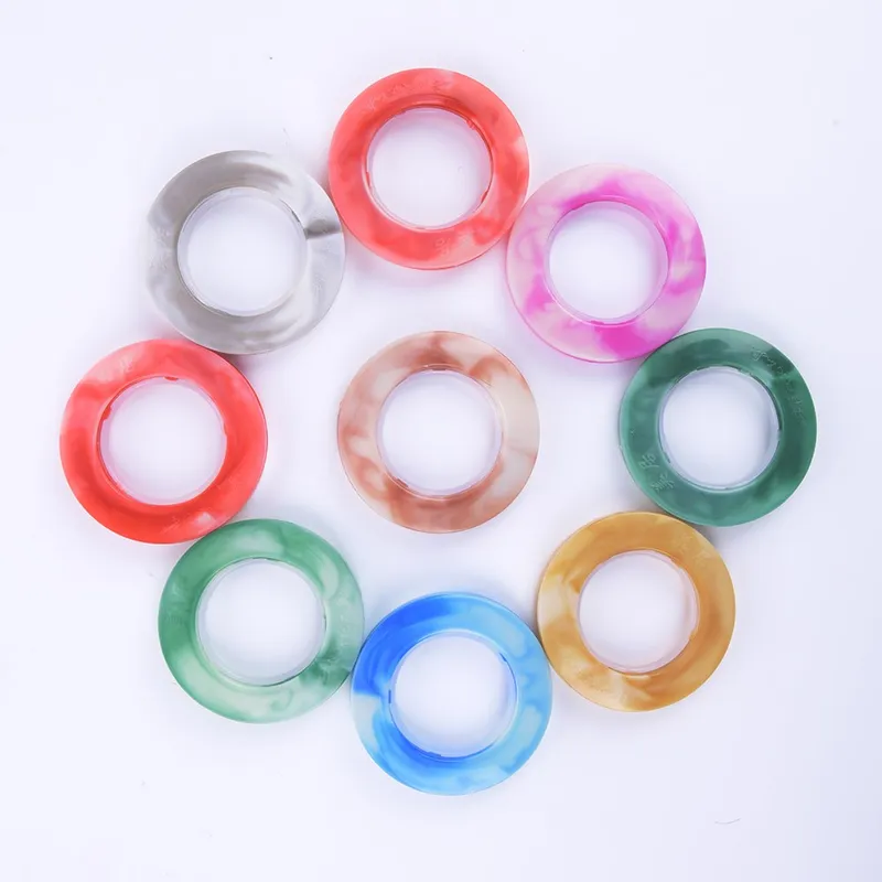 75A Jade Pattern Plastic Curtain Ring 42mm