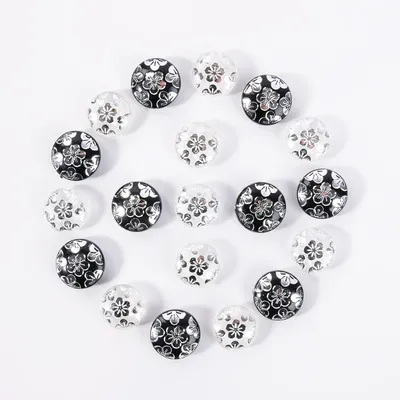 32L/40L Embossed Acrylic Button