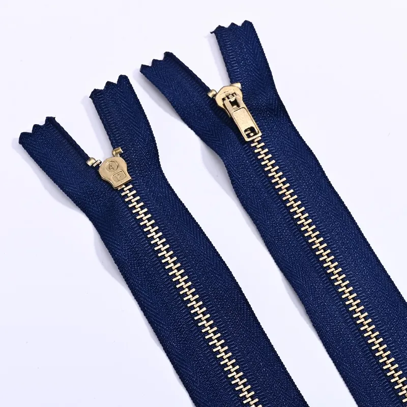 #4 4YG Closed-End Metal Zipper