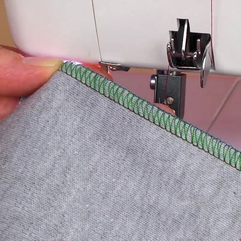 Durable Metal Overlock Sewing Machine
