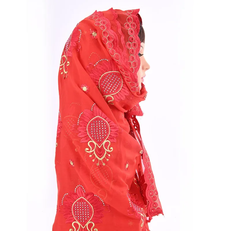 Muslim Rhinestone Embroidery Headscarf Polyester 65x55cm