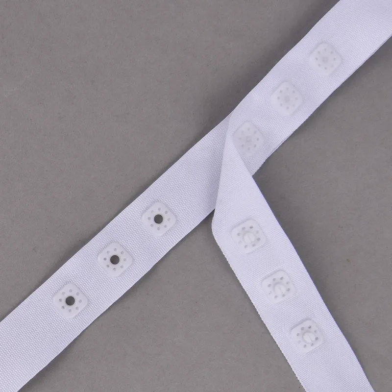 18*18*36mm Square Plastic Snap Tape