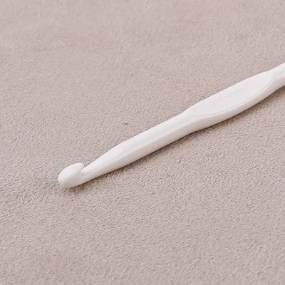 6.0mm ABS Plastic Crochet Hook