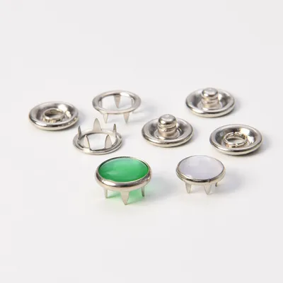 Snap Ring Buttons in Pearl
